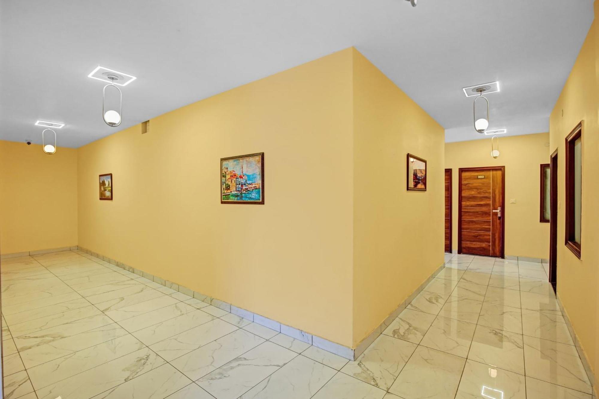 Hotel Townhouse Sky Ludhiana Exterior foto