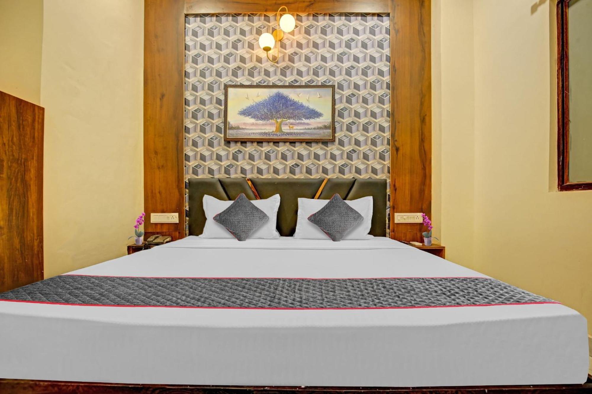 Hotel Townhouse Sky Ludhiana Exterior foto